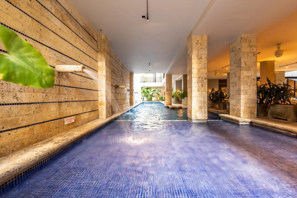 Pool view, Swimming pool
