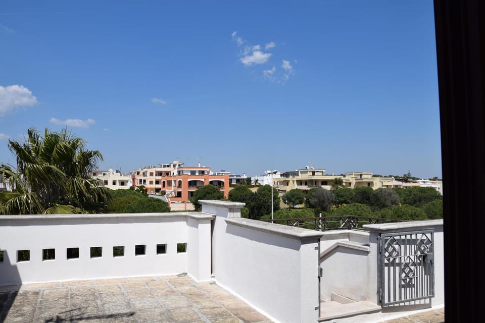Balcony/Terrace, City view