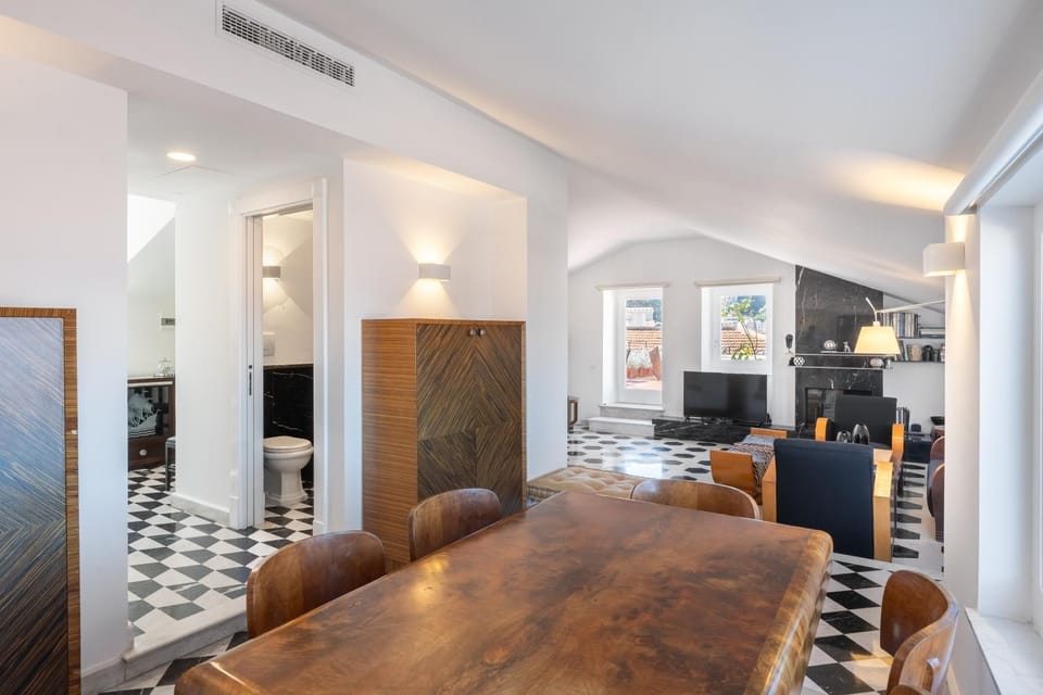 Lounge or bar