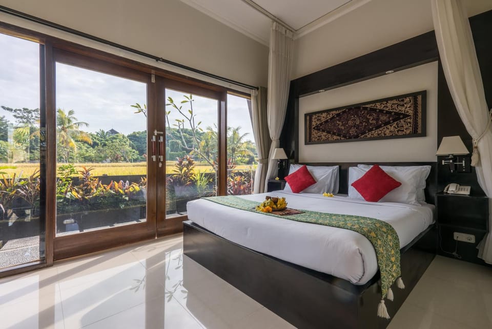Bed, On site, Garden view