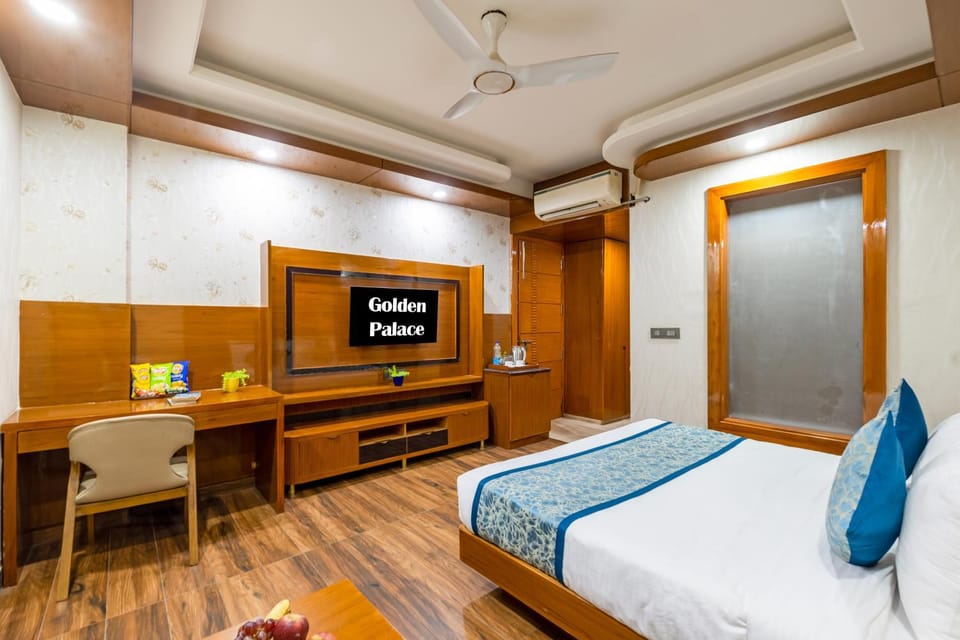 Bed, Photo of the whole room, Bedroom, air conditioner