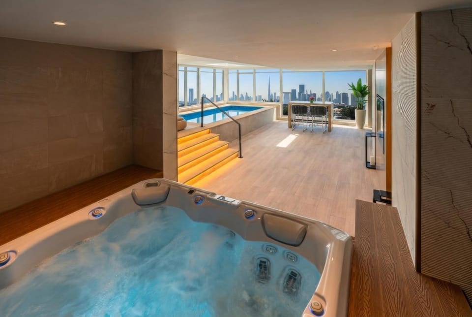 Hot Tub, Pool view, Swimming pool