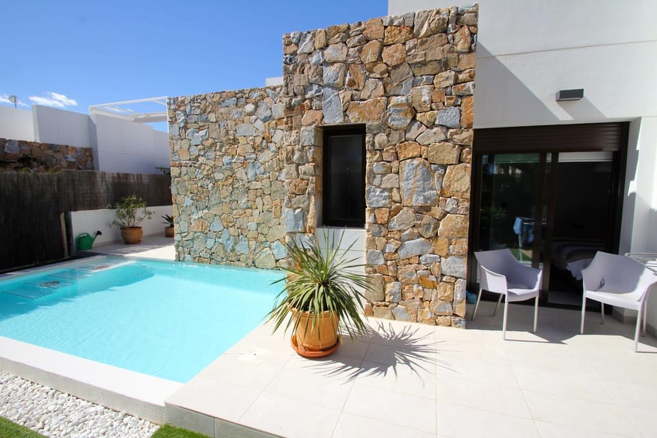 Pool view, Swimming pool