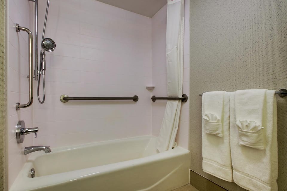 Bathroom, acessibility