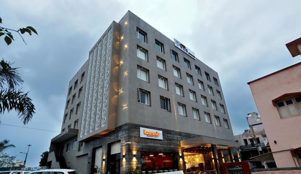Property building, Facade/entrance