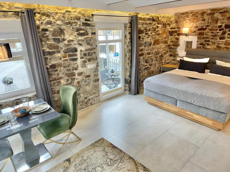Dining area, Bedroom