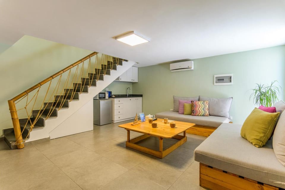 Old Town Guesthouses-Batroun Bed and Breakfast in Africa