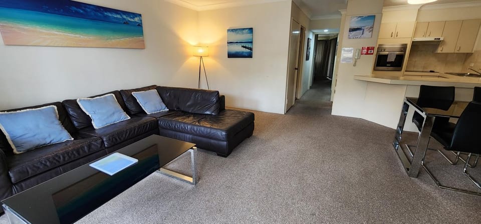 Bayview Waters Apartments Apartment hotel in South Stradbroke