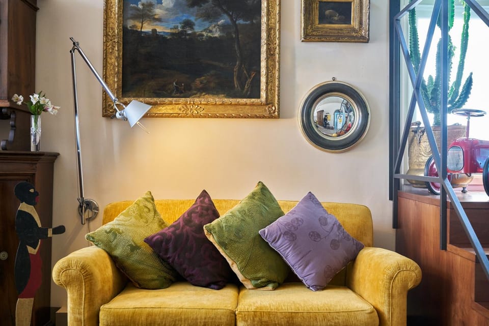 Living room, Decorative detail, Internal: Not applicable to any particular room