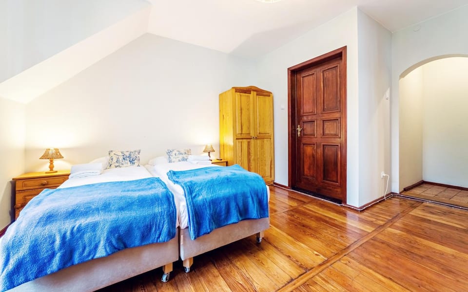 Living room, Bedroom