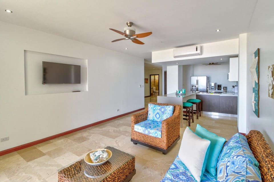 Breakwater Point 602 Apartment in Jaco