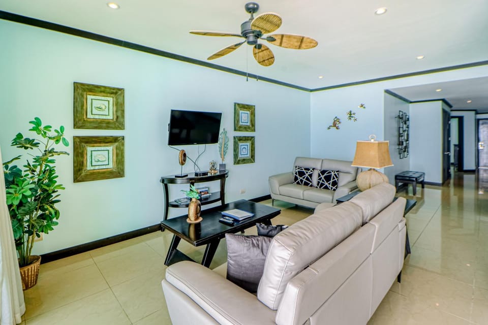 Diamante del Sol 602N Apartment in Jaco