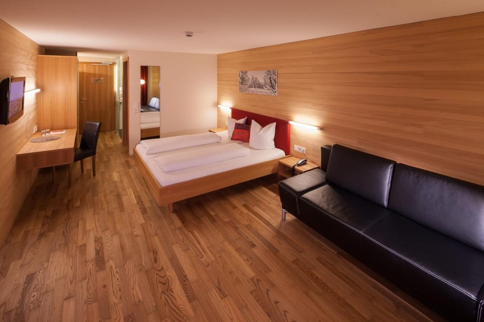 Bed, Seating area, Bedroom