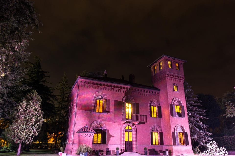 Property building, Night