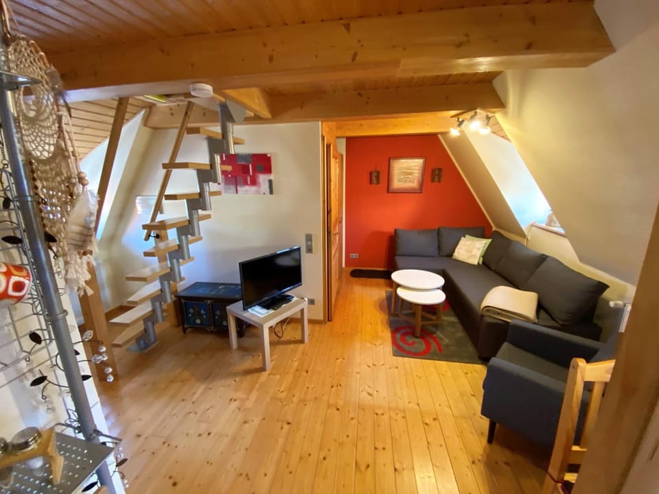 TV and multimedia, Living room, Photo of the whole room, Seating area