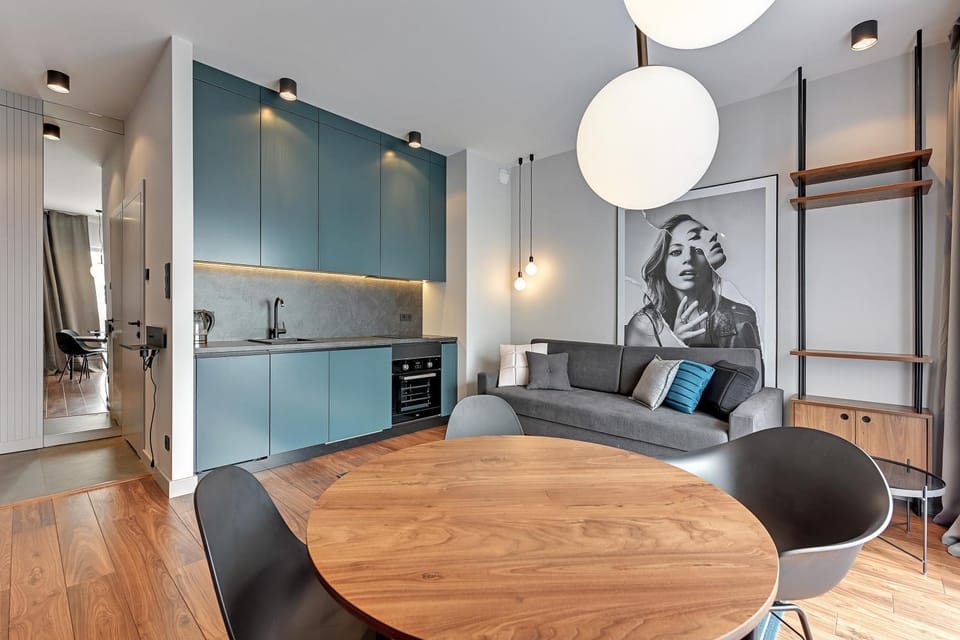 Kitchen or kitchenette, Living room, Seating area, Dining area