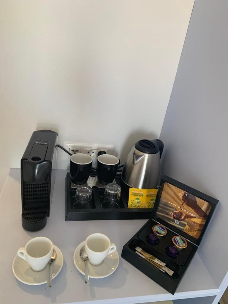 Coffee/tea facilities, View (from property/room), Food and drinks, hair dryier, minibar