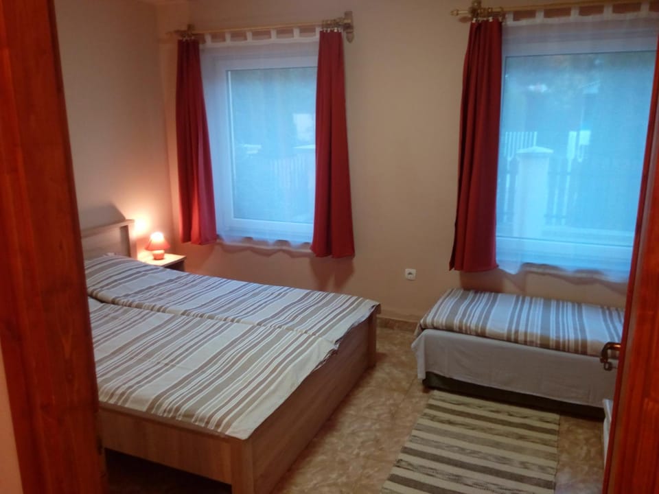 Éva vendégház Guesthouse House in Hungary