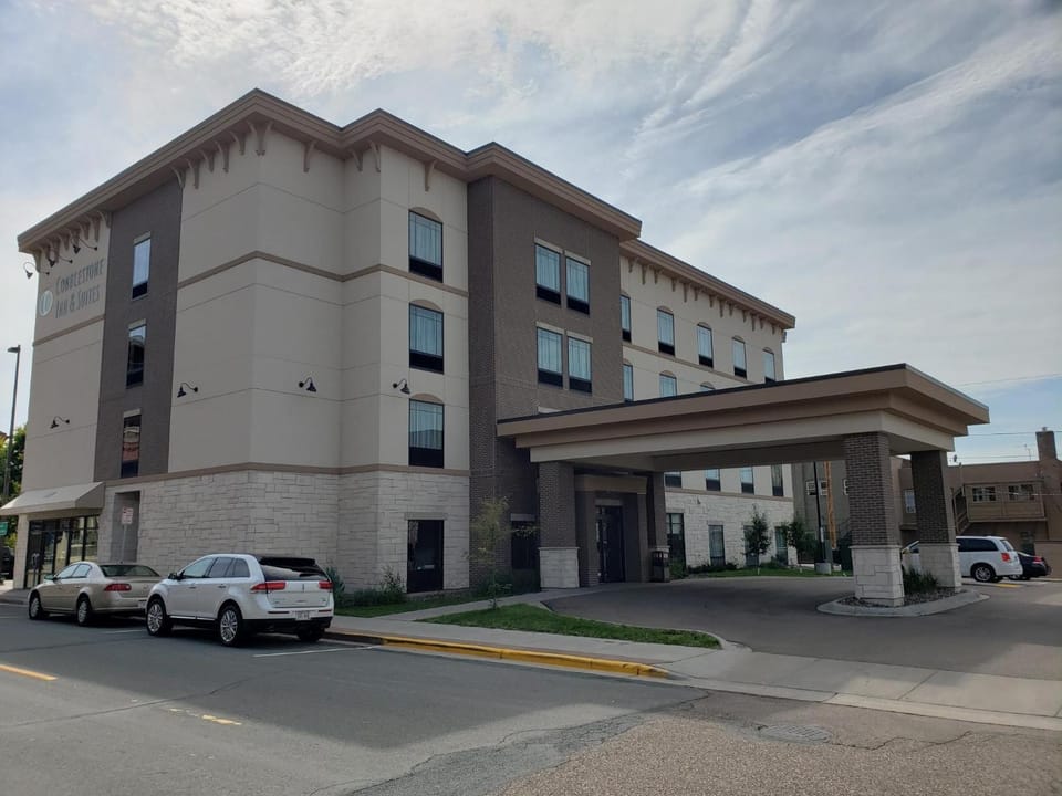 Property building, Facade/entrance