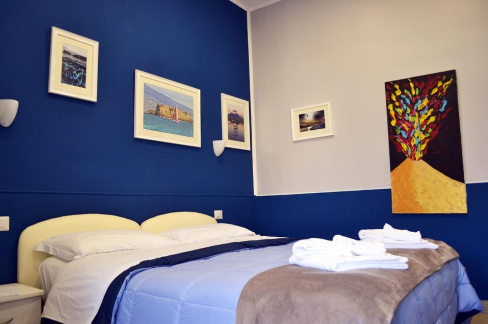 Bed, Photo of the whole room