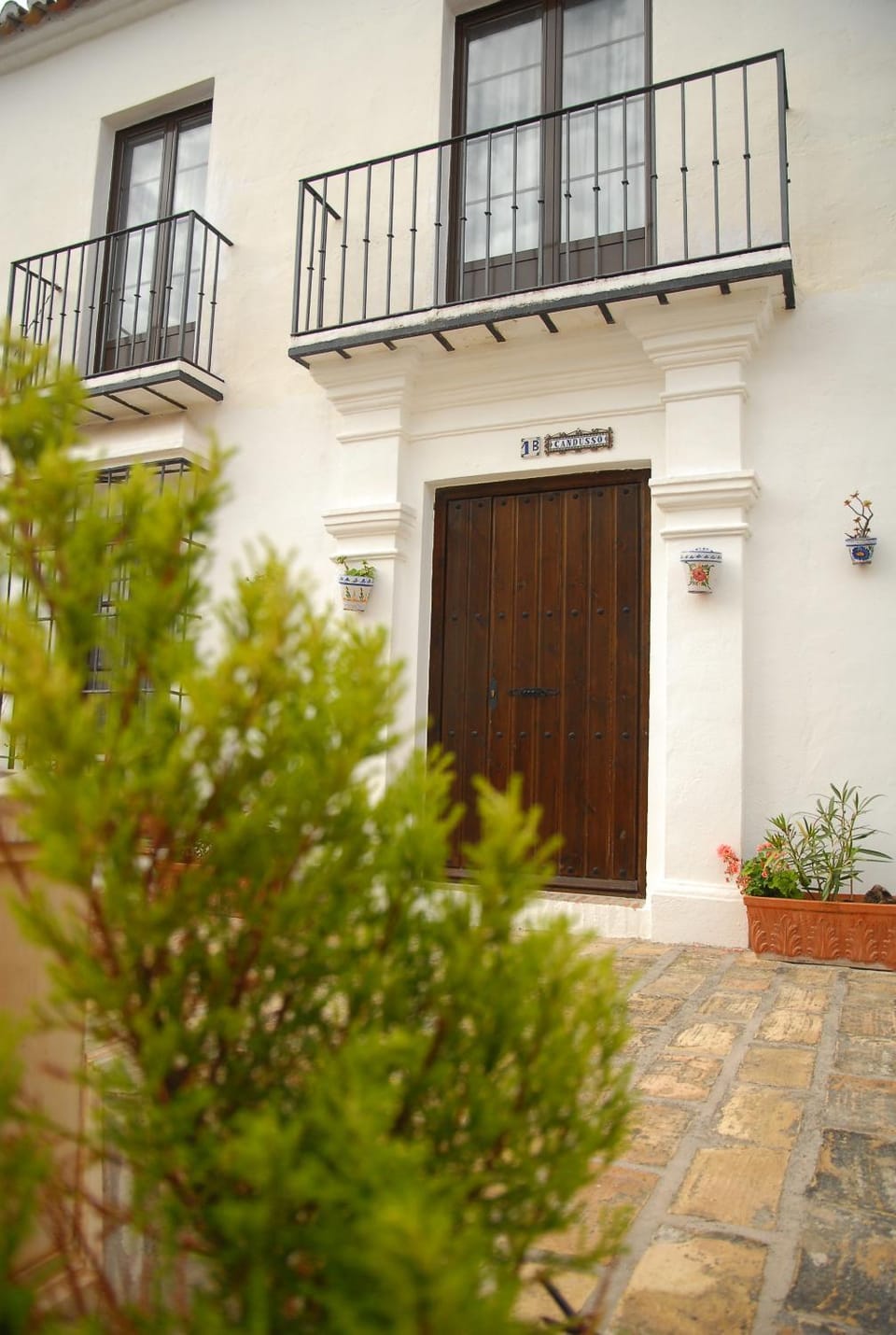 Facade/entrance