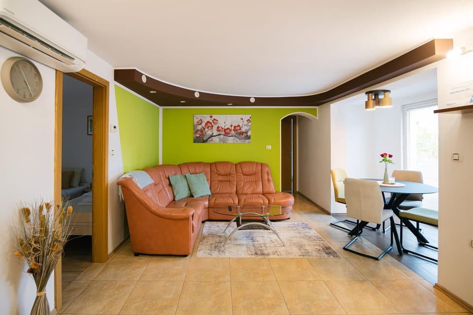 Apartments Ole Apartment in Slovenia