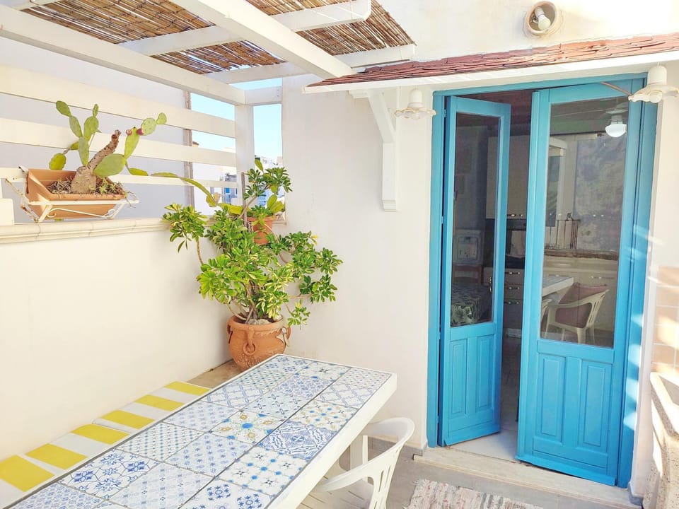 Patio, Balcony/Terrace, kitchen