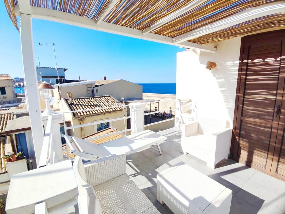 Day, Solarium, View (from property/room), Balcony/Terrace, Sea view