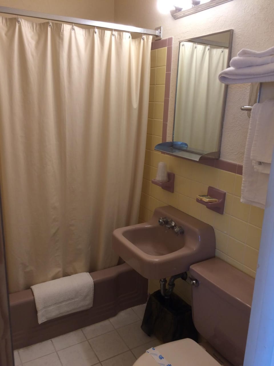 Shower, Toilet, Bathroom, Bath
