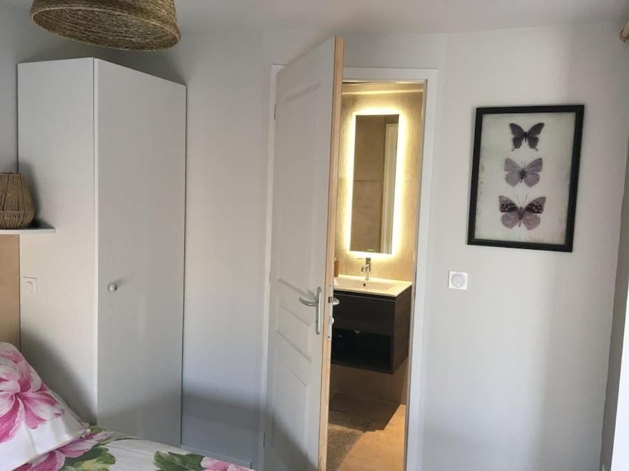 Bathroom, Bedroom
