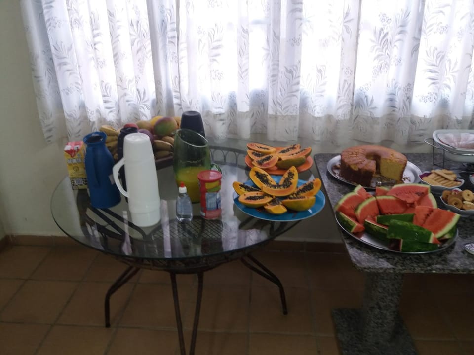 Breakfast, Continental breakfast, Buffet breakfast