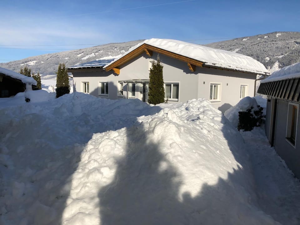 Property building, Winter