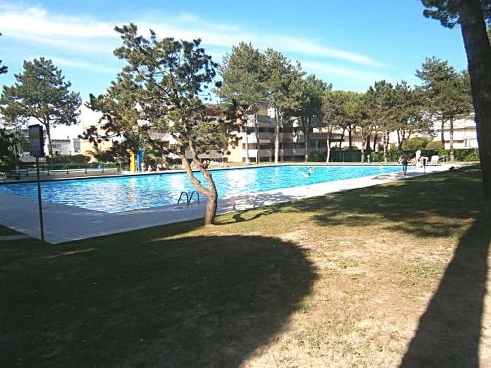 Garden, Swimming pool