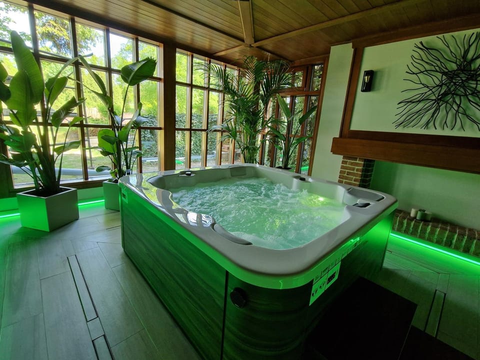 Hot Tub