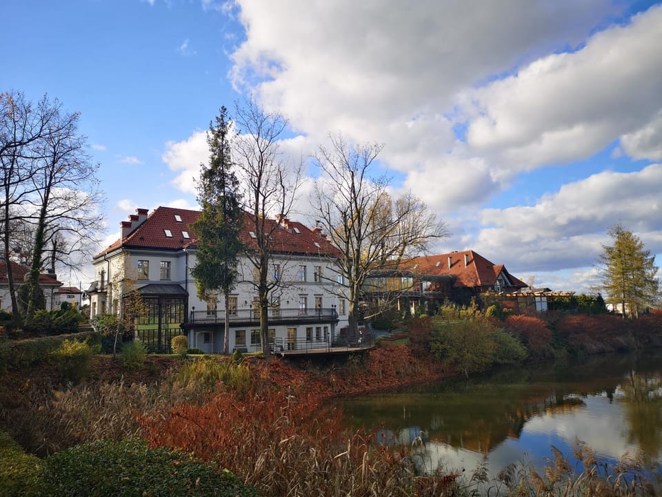 Property building, Natural landscape, Lake view