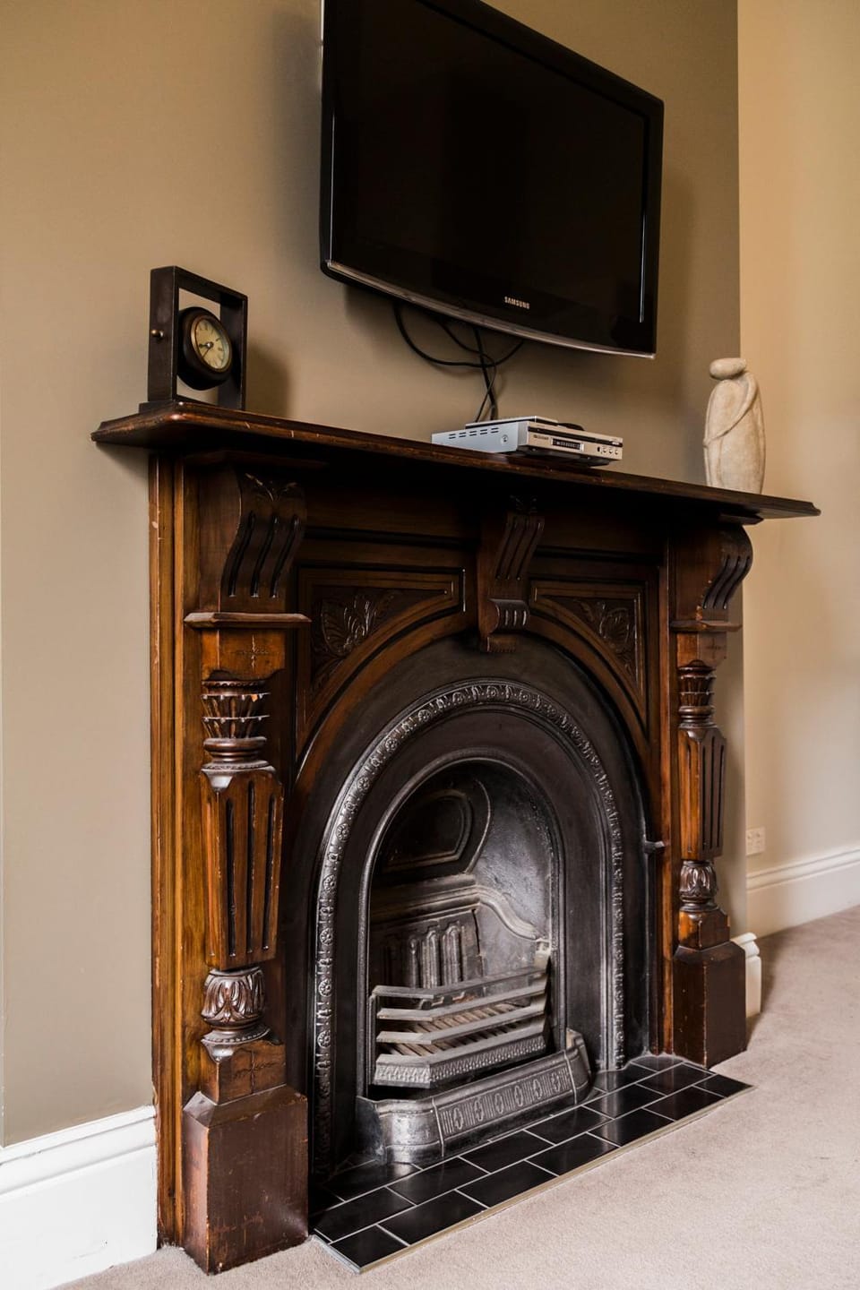 TV and multimedia, Decorative detail