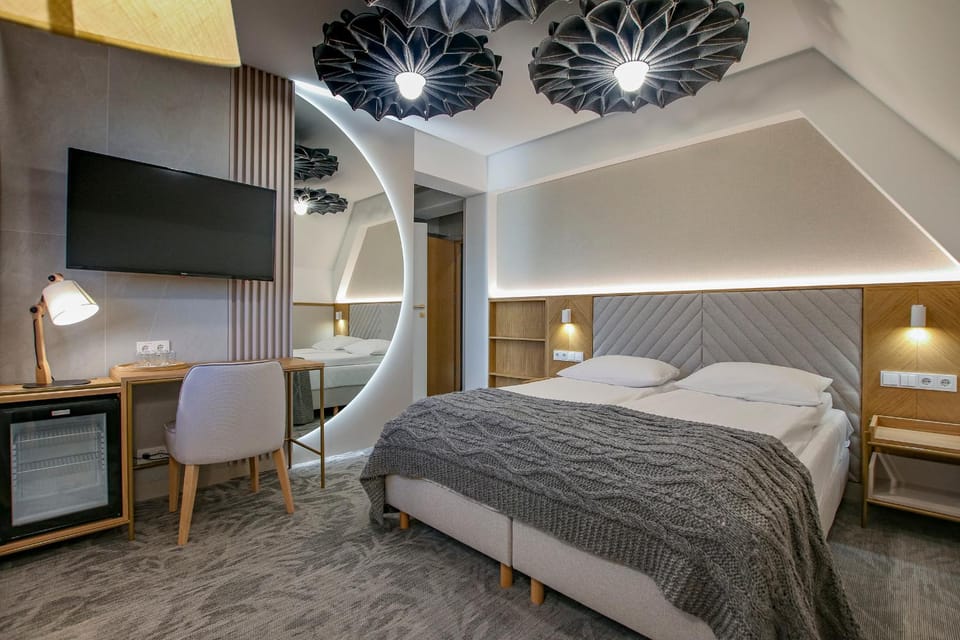 Bed, Photo of the whole room, Bedroom, hair dresser