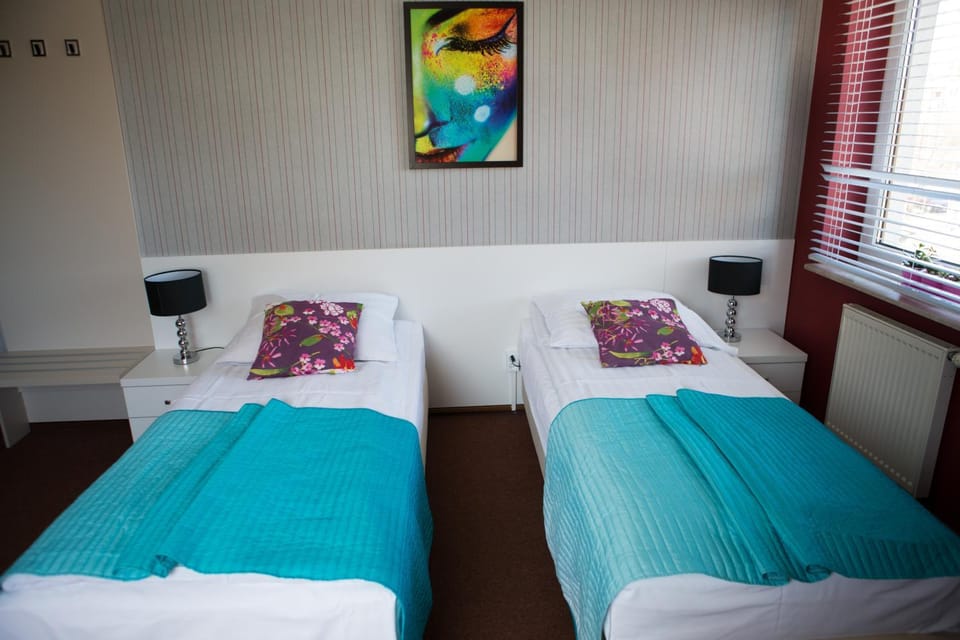 Spring, Bed, Day, Decorative detail, Bedroom