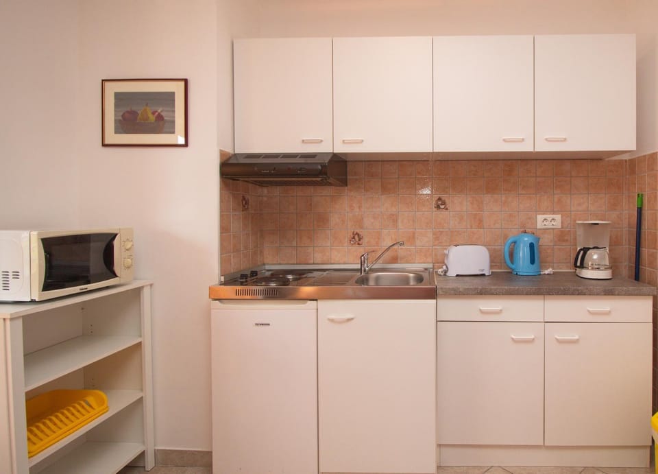 Coffee/tea facilities, Kitchen or kitchenette