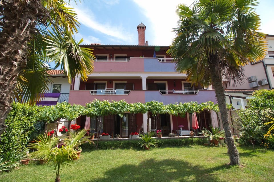 Property building, Garden