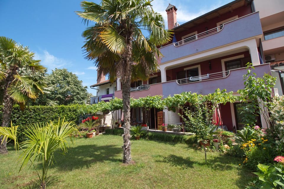Property building, Garden