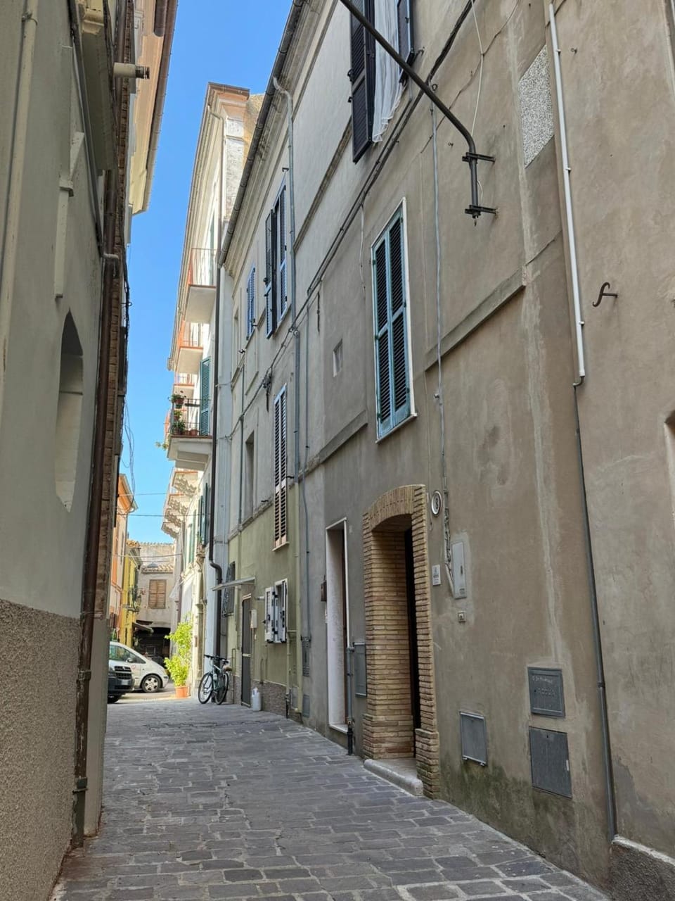 Property building, Neighbourhood, Street view