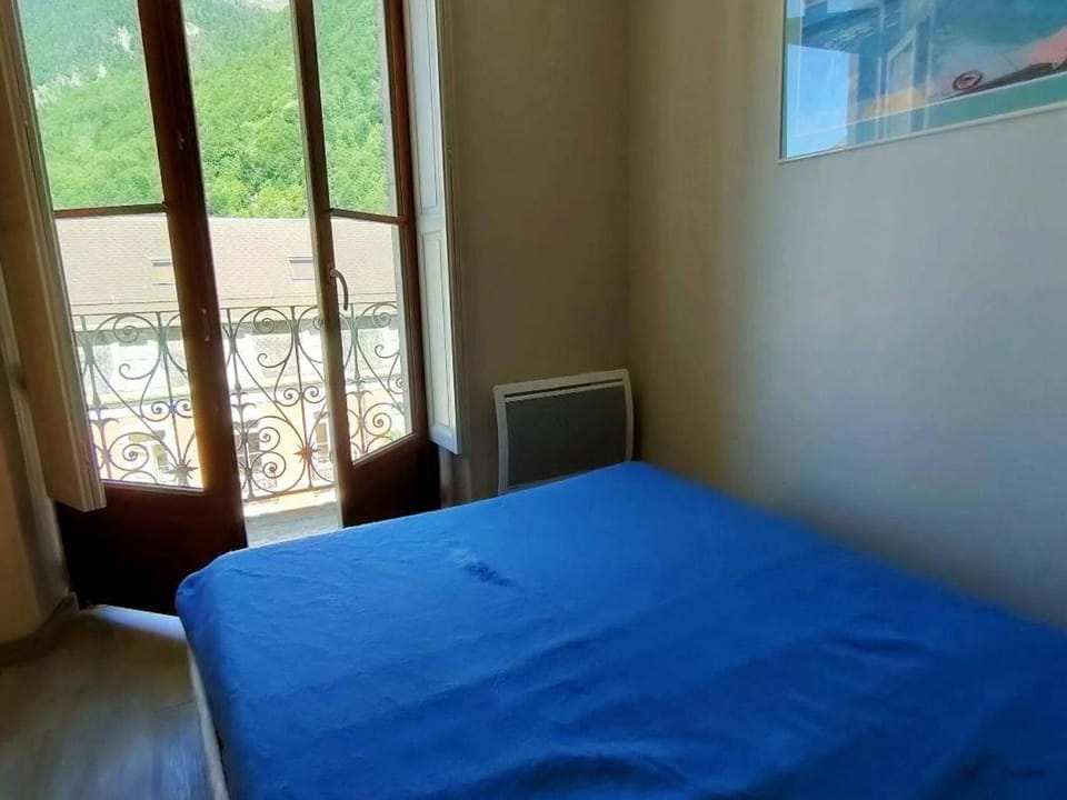 Appartement central, 4/6 pers. - FR-1-234-172 Apartment in Cauterets