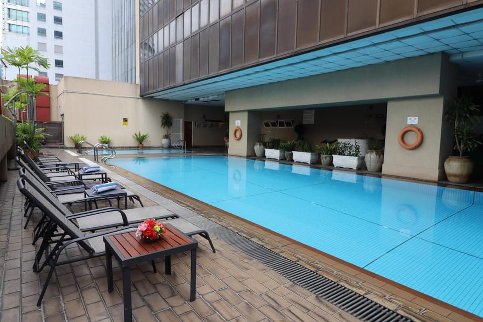 Swimming pool, Swimming pool