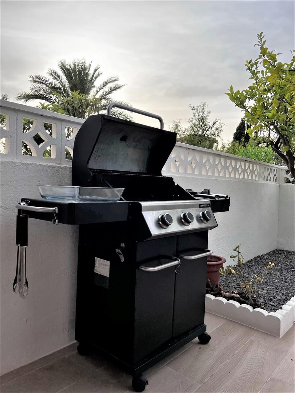 BBQ facilities, Garden