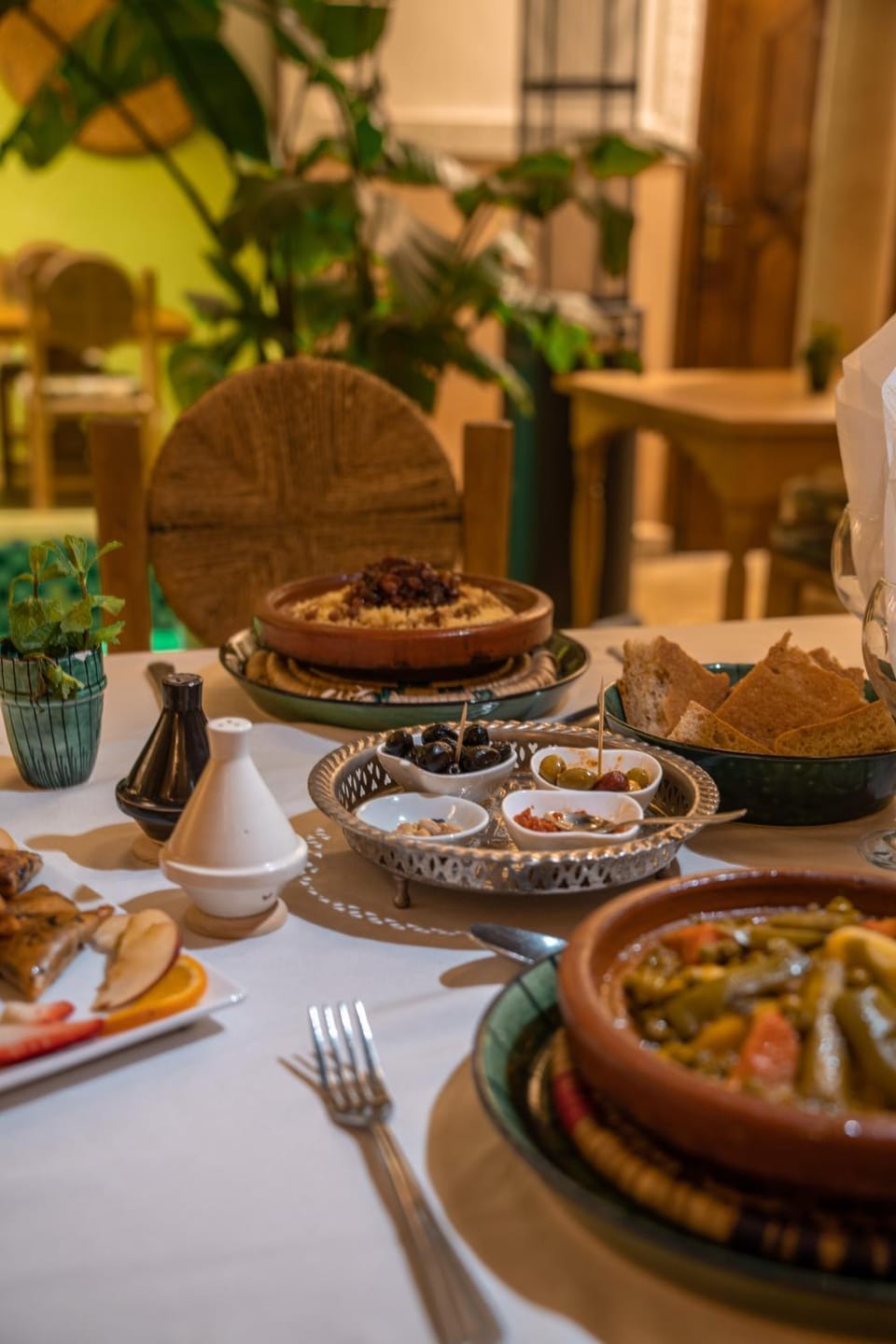 Restaurant/places to eat