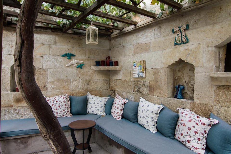 Garden, Internal: Not applicable to any particular room