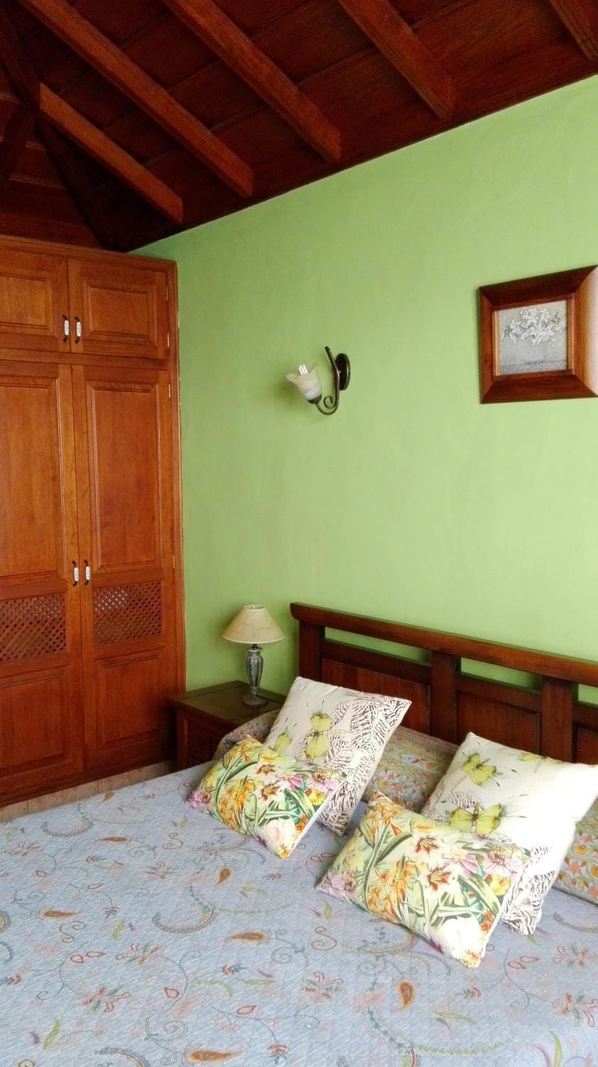 Decorative detail, Bedroom