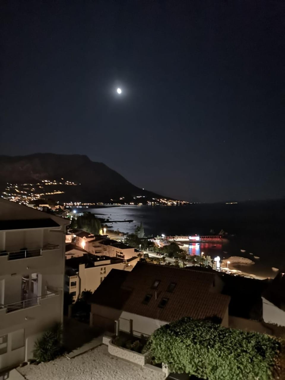 Night, Sea view