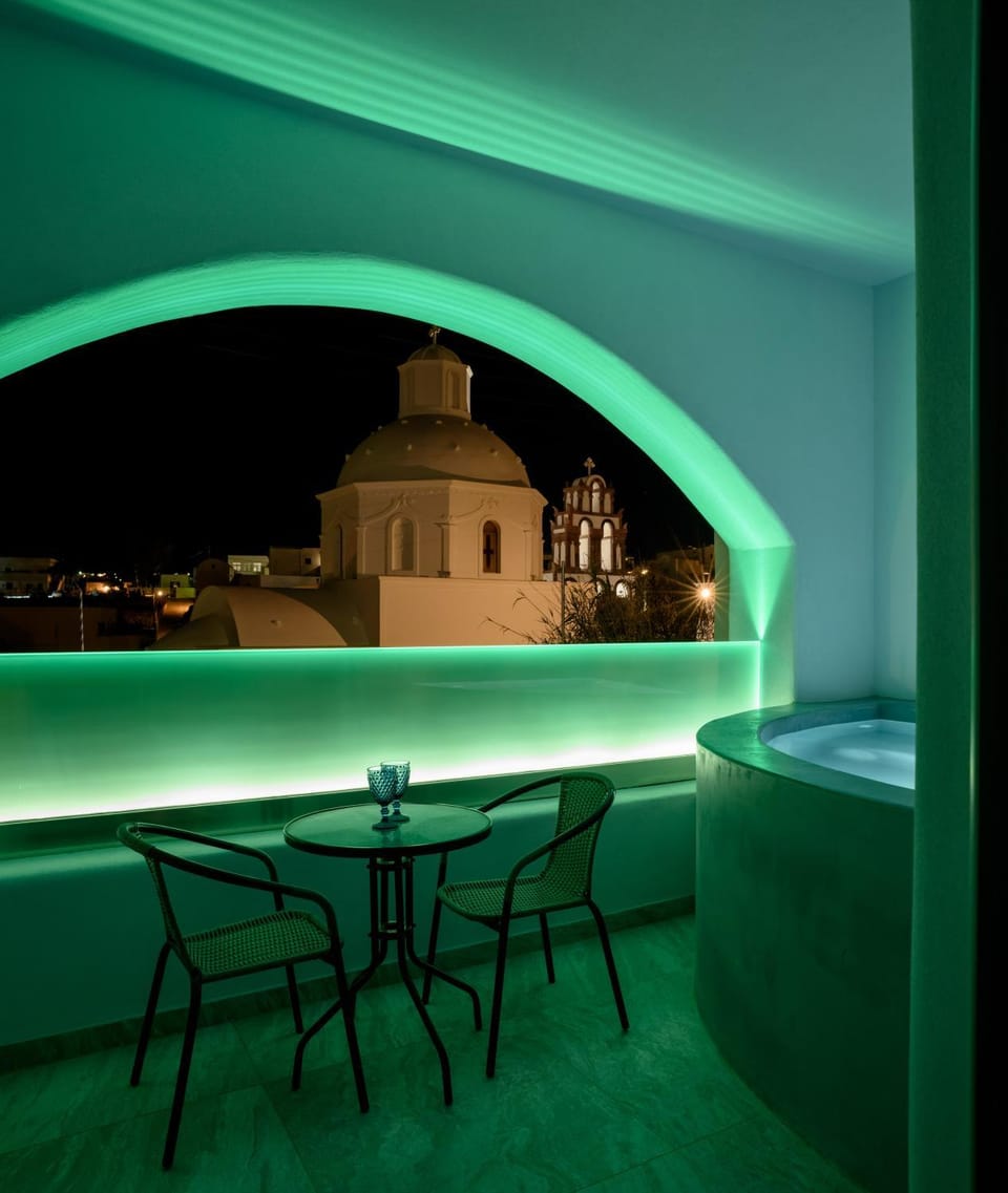 Hot Tub, View (from property/room), Balcony/Terrace